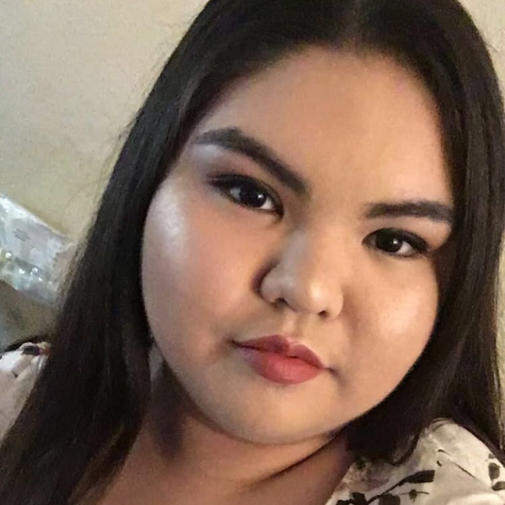 Meet your Posher, Isabella
